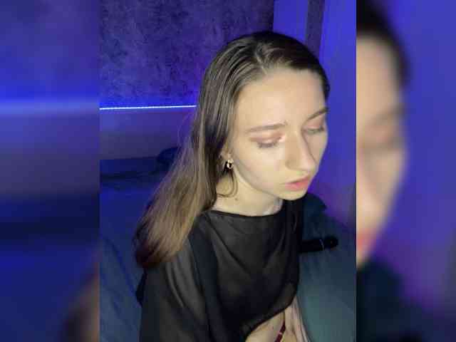 sonnyaaa bongacams live cam model