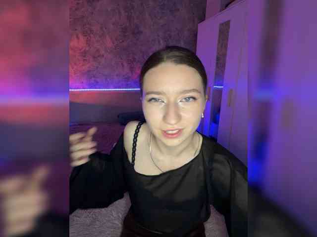 sonnyaaa bongacams live cam model