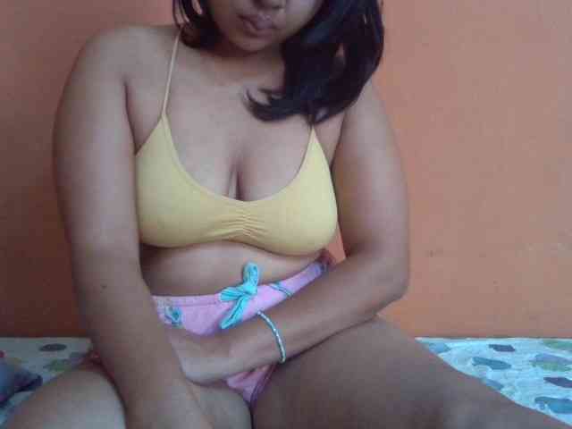 Majolie1 bongacams live cam model