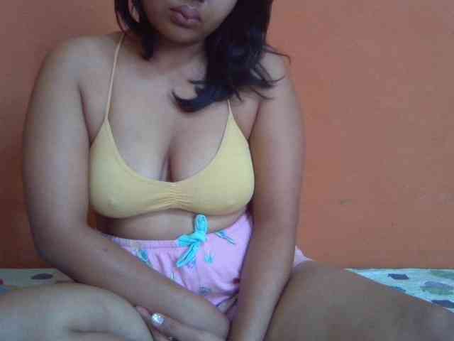 Majolie1 bongacams live cam model