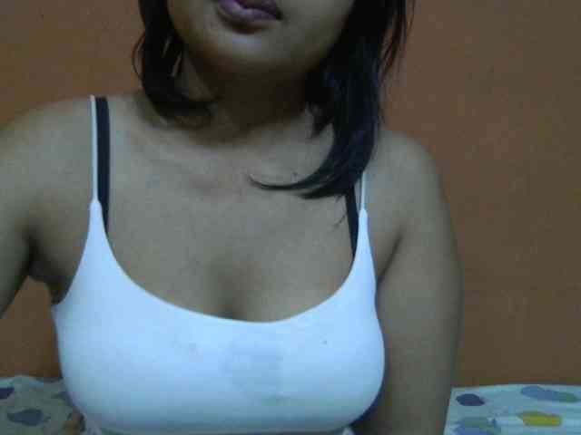 Majolie1 bongacams live cam model