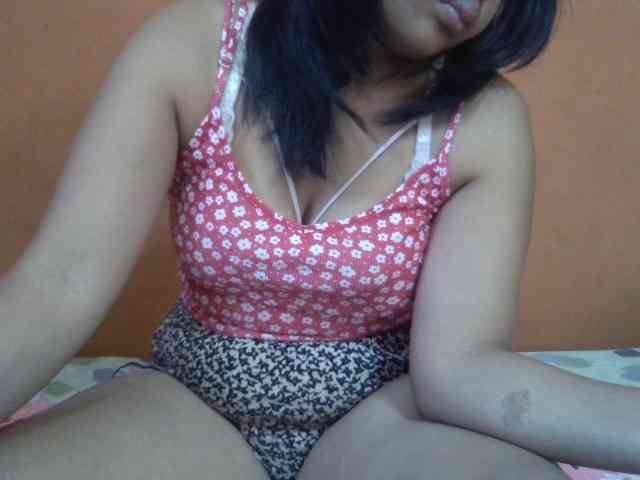 Majolie1 bongacams live cam model