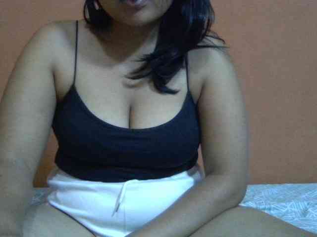 Majolie1 bongacams live cam model