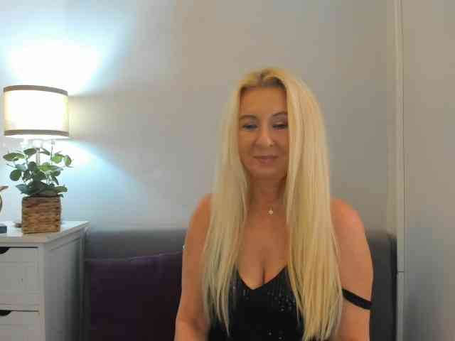 ClareSensual bongacams live cam model