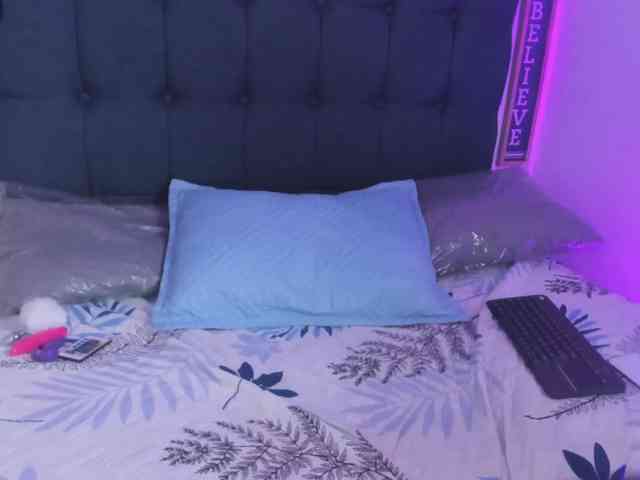 Sasha-wish bongacams live cam model