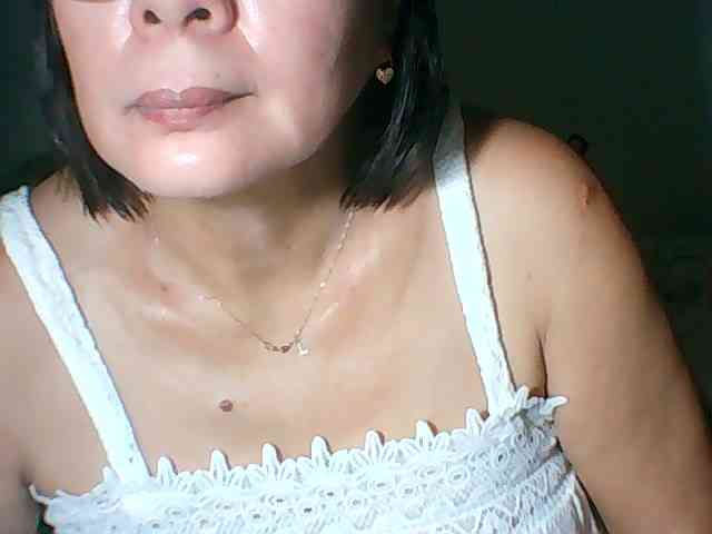 HotMama50 bongacams live cam model