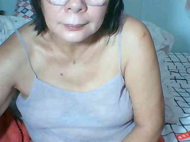 HotMama50 bongacams live cam model