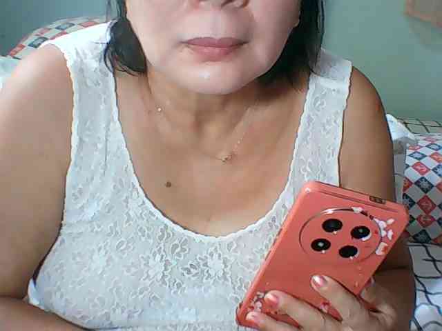 HotMama50 bongacams live cam model