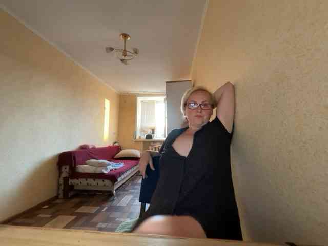 Svet22-1 bongacams live cam model