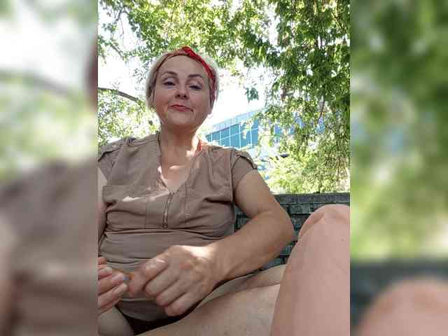 Svet22-1 bongacams live cam model