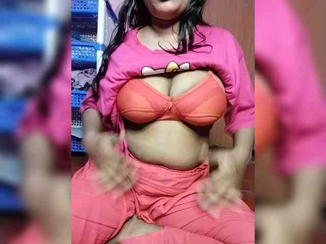ani010 bongacams live cam model