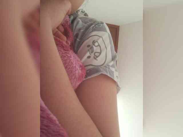 HannaFischer bongacams live cam model