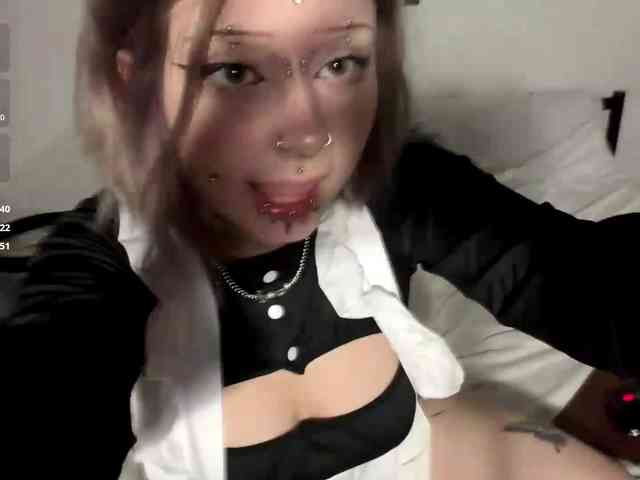 Olivia-meow bongacams live cam model