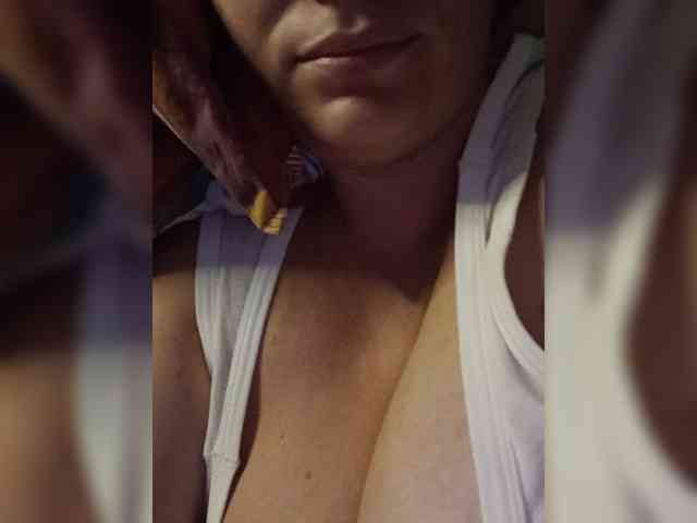 Tatka4 bongacams live cam model