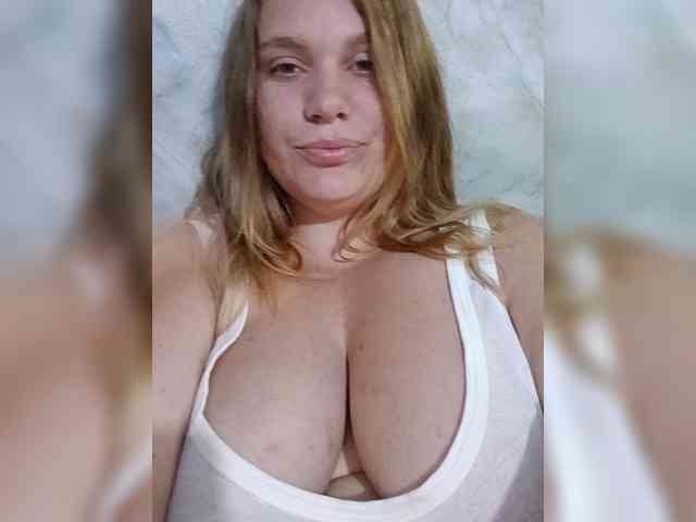 Tatka4 bongacams live cam model