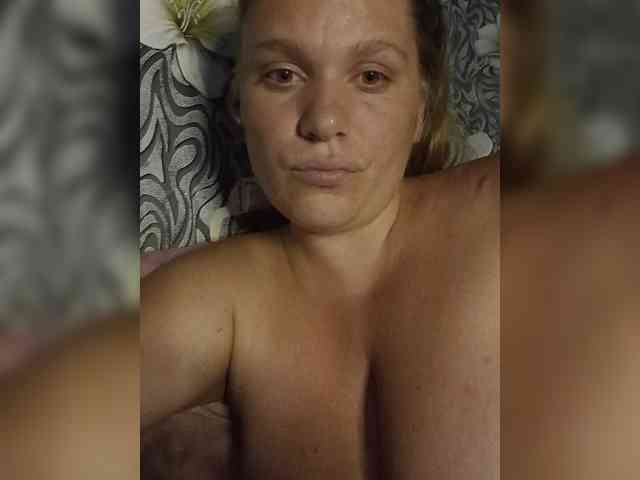 Tatka4 bongacams live cam model
