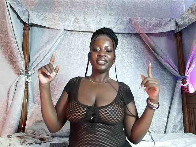 sikoval bongacams live cam model