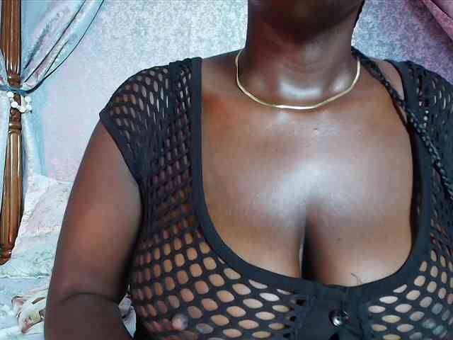 sikoval bongacams live cam model