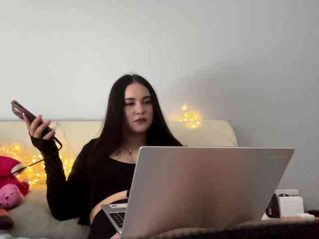 party-girls bongacams live cam model