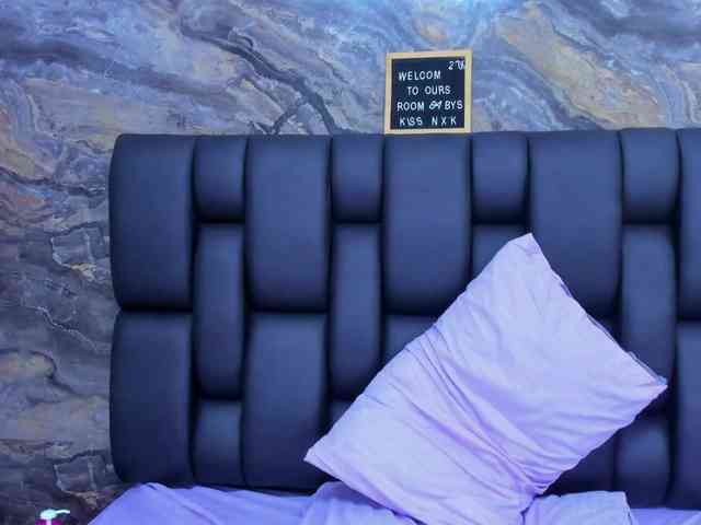 May-Clanfort bongacams live cam model