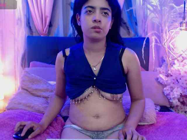 engelll-black bongacams live cam model