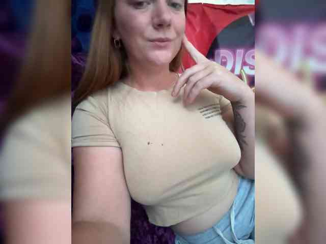 Alissass bongacams live cam model