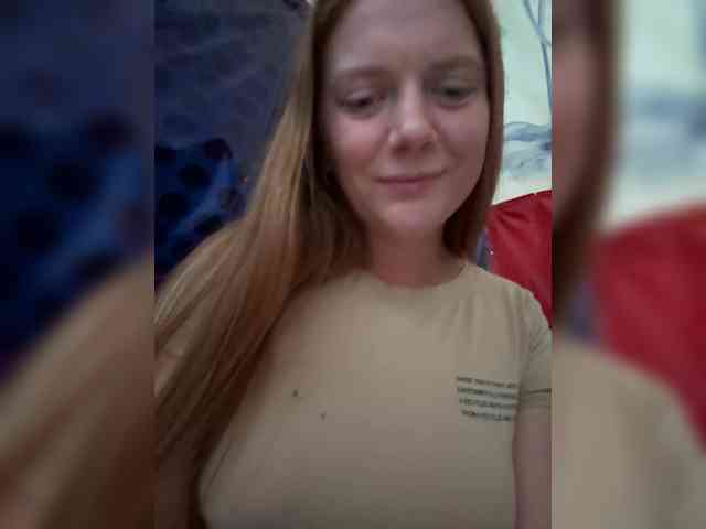 Alissass bongacams live cam model