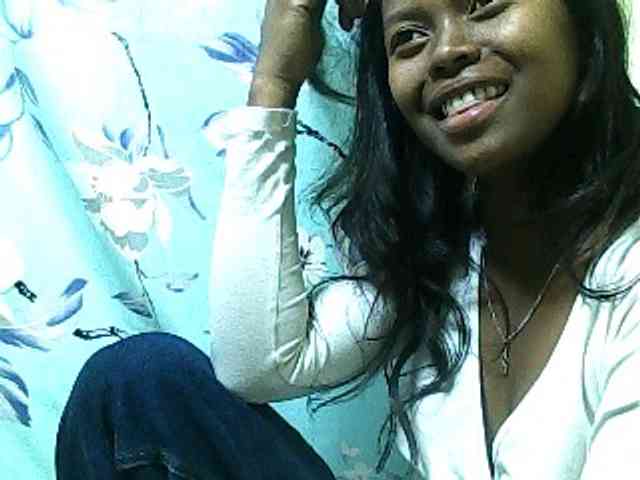 SarahHot bongacams live cam model