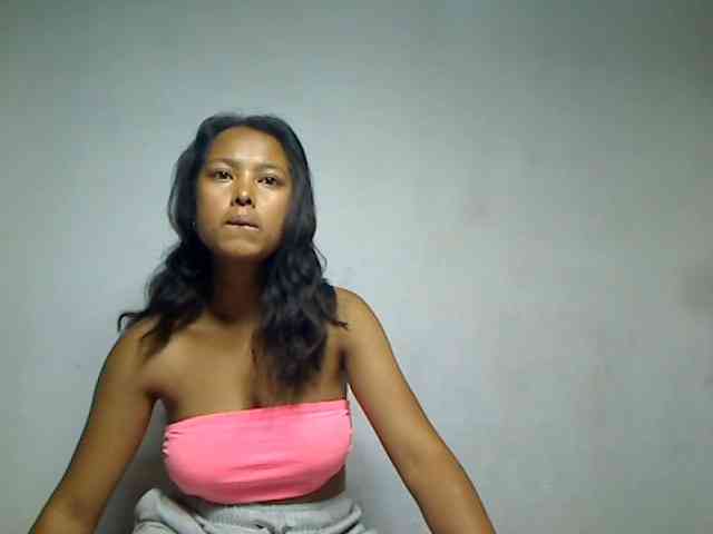 AmeliaHot bongacams live cam model