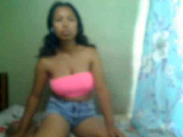 AmeliaHot bongacams live cam model