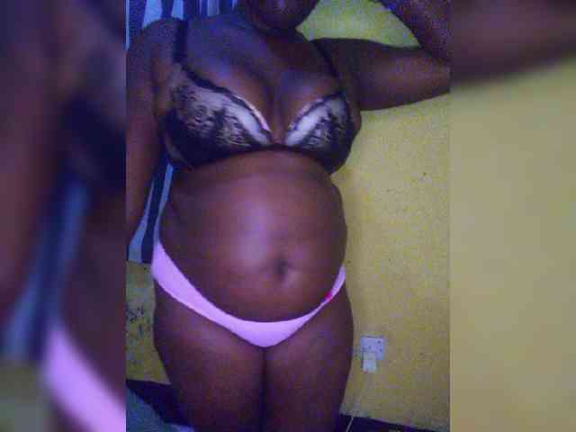 Tanasha001 bongacams live cam model