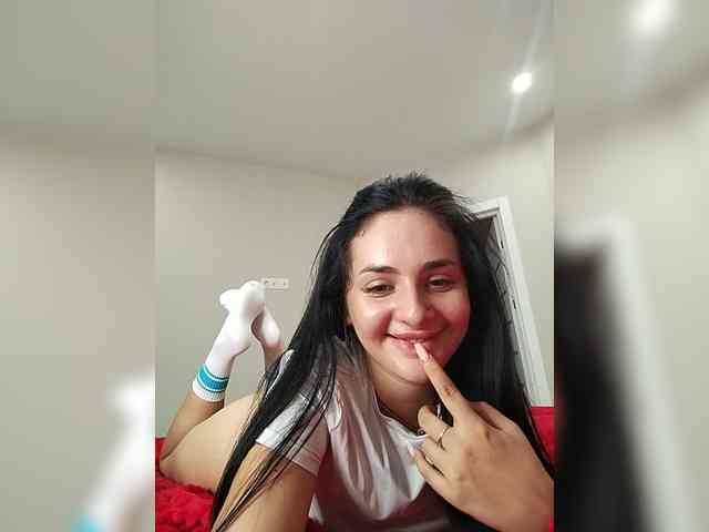 HiddenKittyLust bongacams live cam model