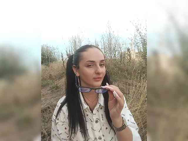 HiddenKittyLust bongacams live cam model