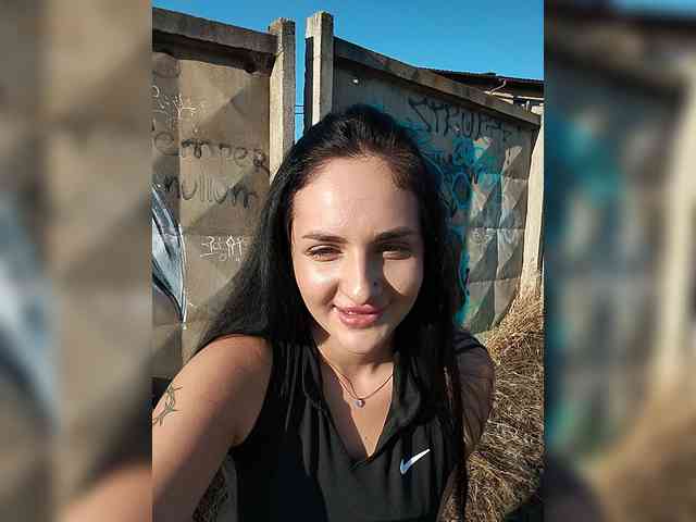HiddenKittyLust bongacams live cam model