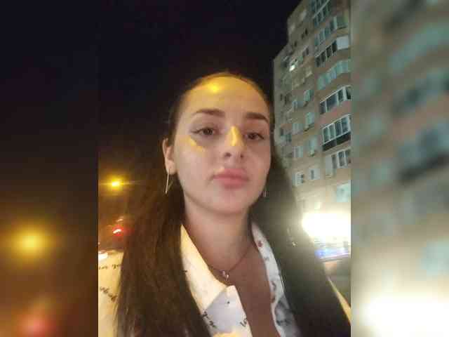 HiddenKittyLust bongacams live cam model