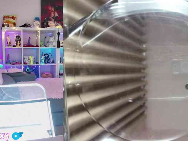 Silk-Foxy bongacams live cam model
