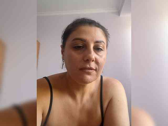 Anna86-2 bongacams live cam model