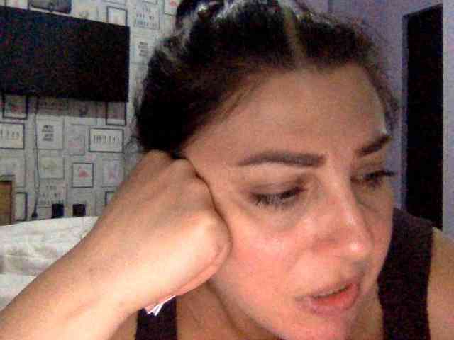 Anna86-2 bongacams live cam model