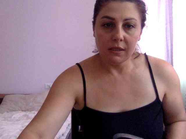 Anna86-2 bongacams live cam model