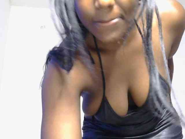 Crazy1Angels bongacams live cam model
