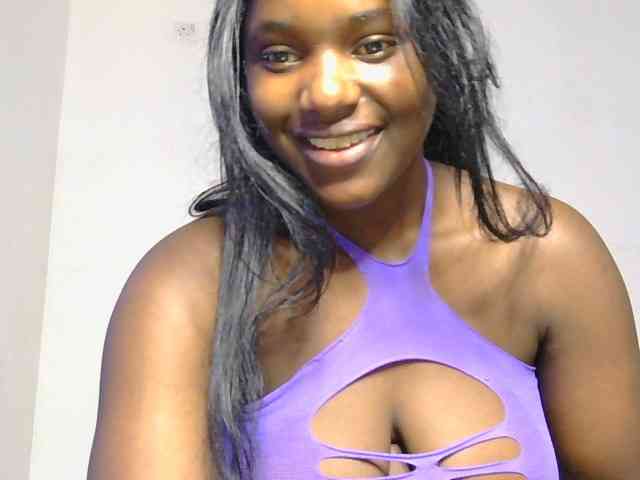 Crazy1Angels bongacams live cam model