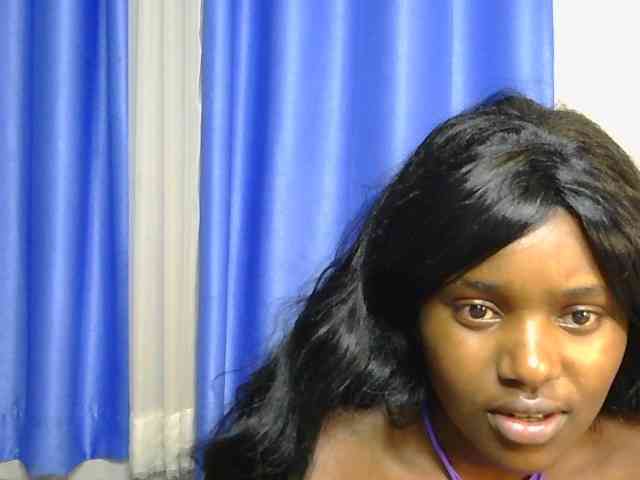 Crazy1Angels bongacams live cam model