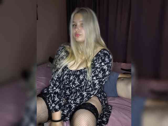 dadduBoy bongacams live cam model