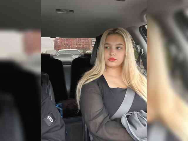 dadduBoy bongacams live cam model