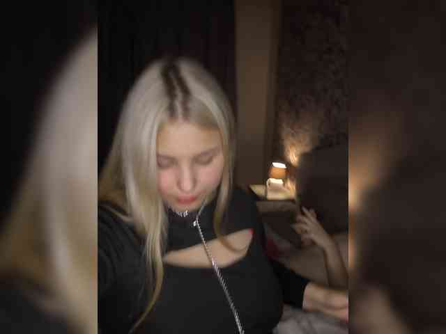 dadduBoy bongacams live cam model