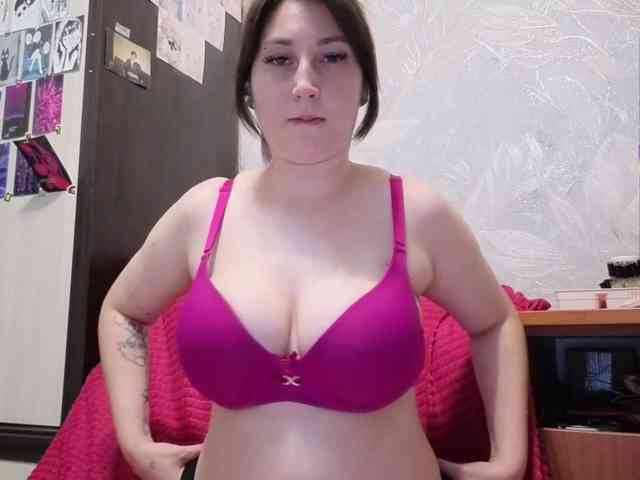 NoraDavidson bongacams live cam model