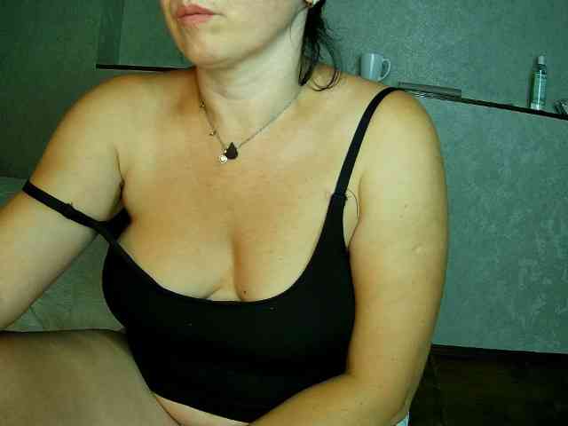 AlisaSmileHot bongacams live cam model