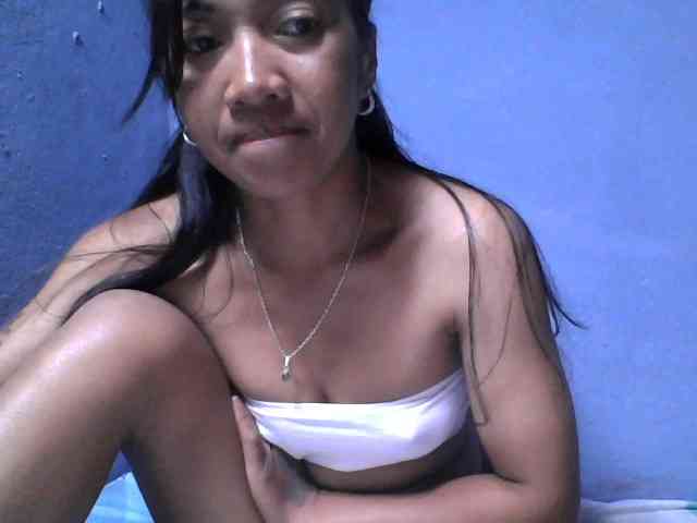 Rose-Bler bongacams live cam model
