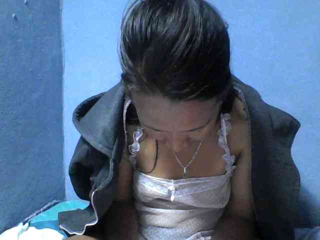 Rose-Bler bongacams live cam model