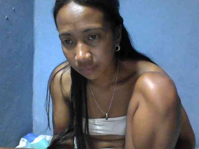 Rose-Bler bongacams live cam model